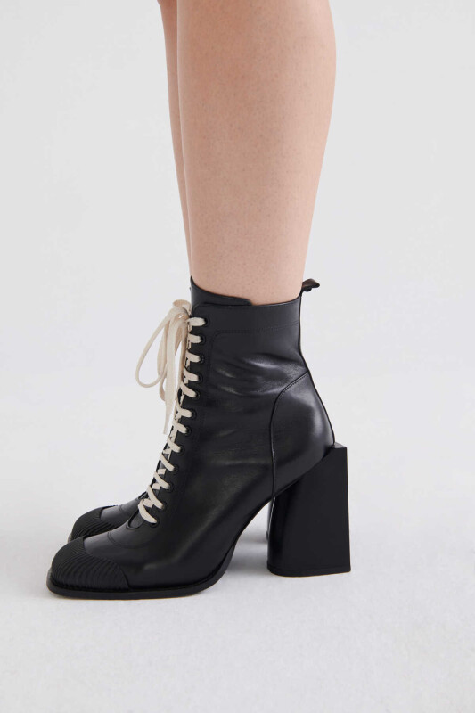 Lace Up Boot Black - 3