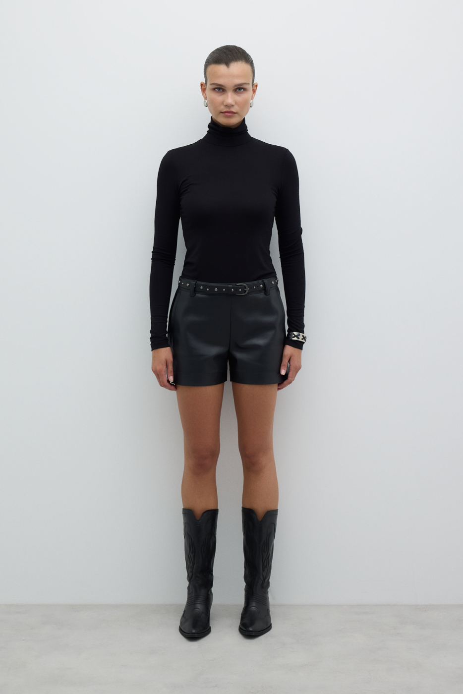 Balıkçı Yaka Uzun Kol Basic T-shirt Siyah - 4