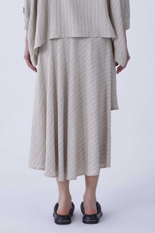 Beli Kuşaklı Asimetrik Çizgili Etek Bej - 2