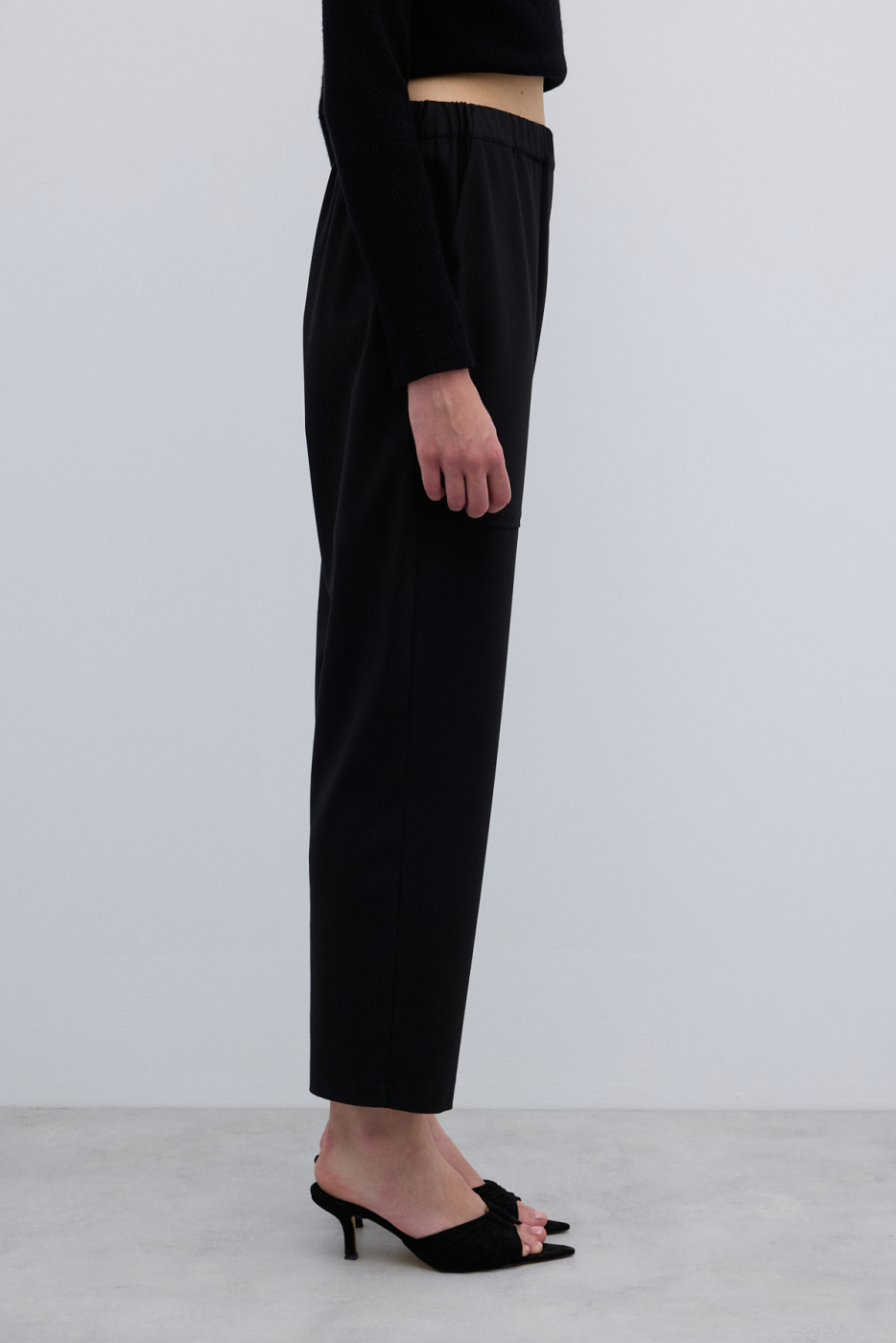 Beli Lastikli Düz Paça Pantolon Siyah - 3