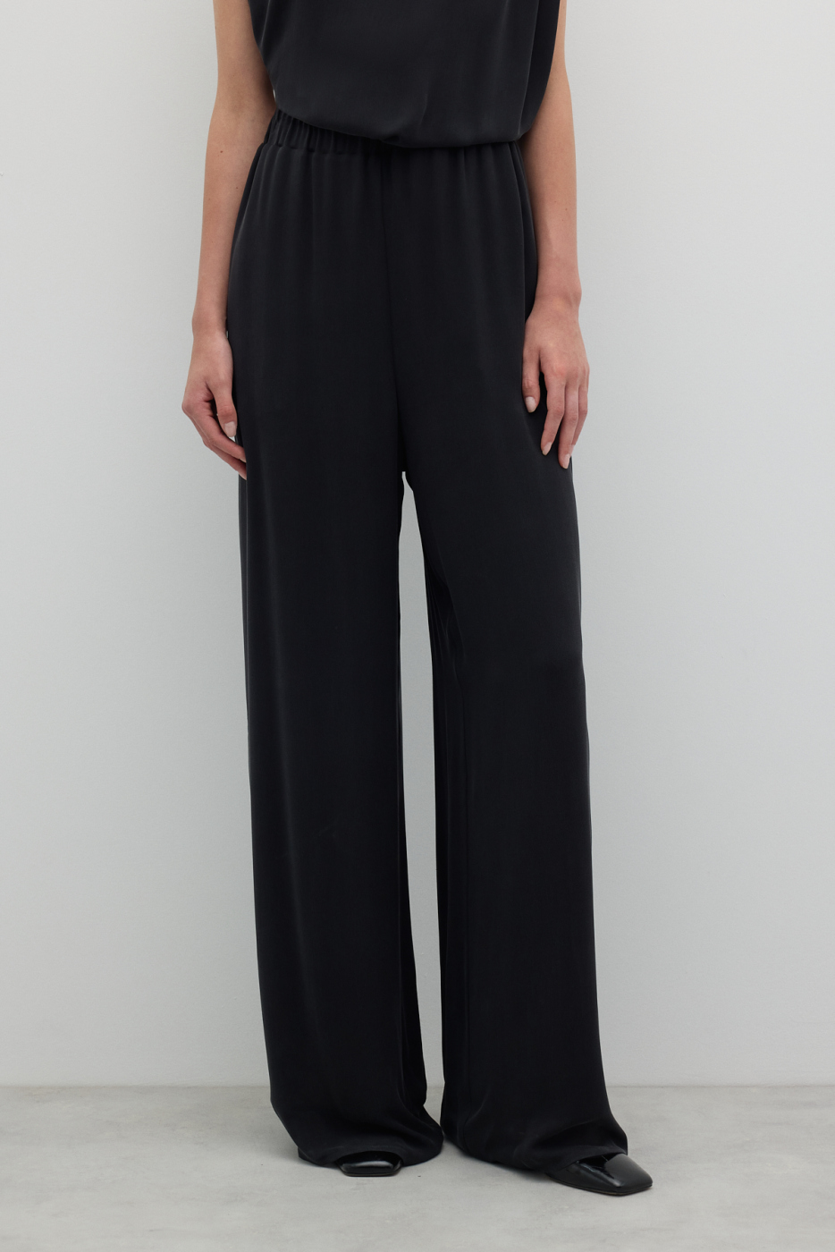 Beli Lastikli Geniş Paça Pantolon Siyah - 3