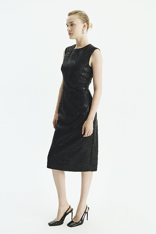 Bisiklet Yaka Fit Midi Elbise Siyah - 3