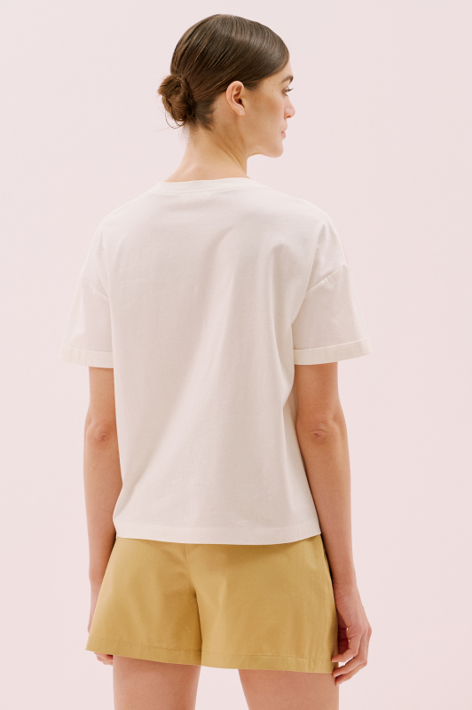 Bisiklet Yaka Önü Nakışlı T-shirt Bej - Roman (1)