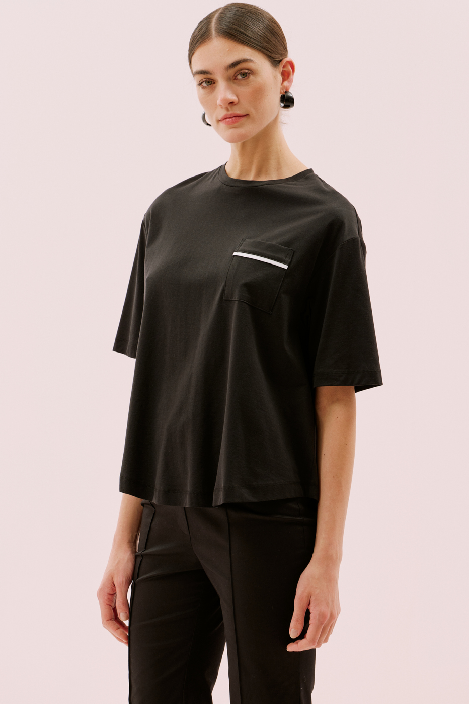 Biye Detaylı Arkası Yırtmaçlı T-shirt Siyah - 3