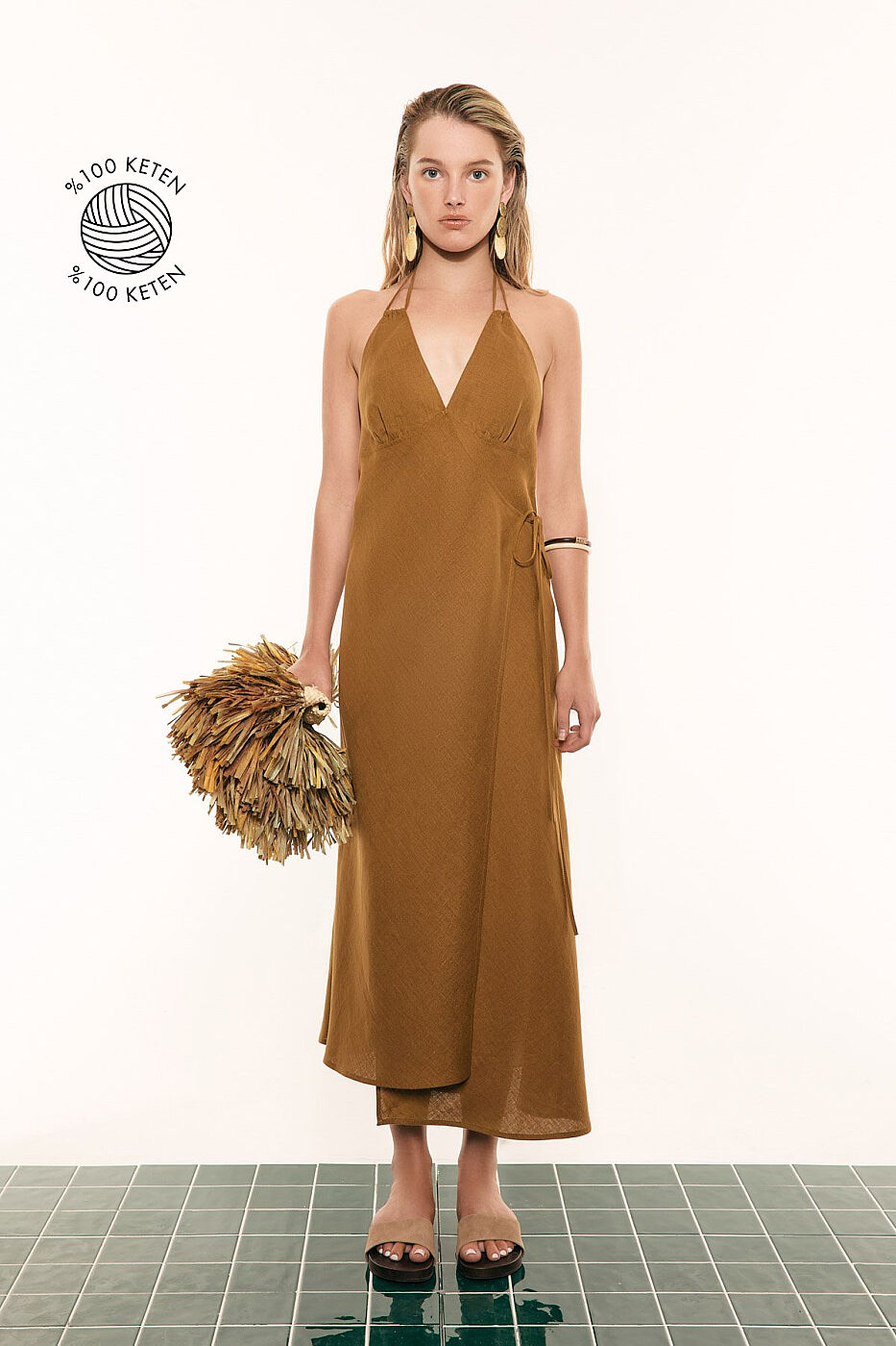 Boyundan Bağlamalı Keten Elbise Olive - 1
