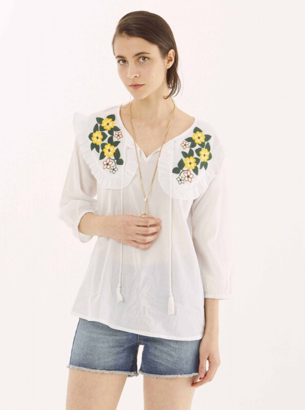Çiçek Desenli Bluz Beyaz - 1