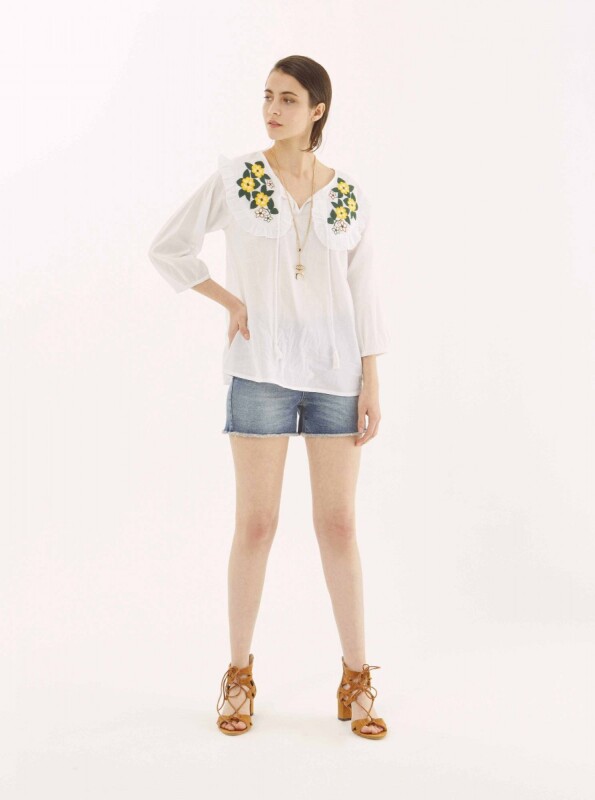 Çiçek Desenli Bluz Beyaz - 4