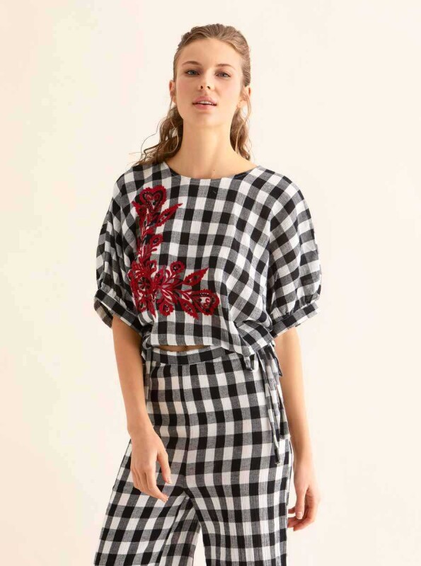 Çiçek Desenli Kareli Gömlek Siyah - 3