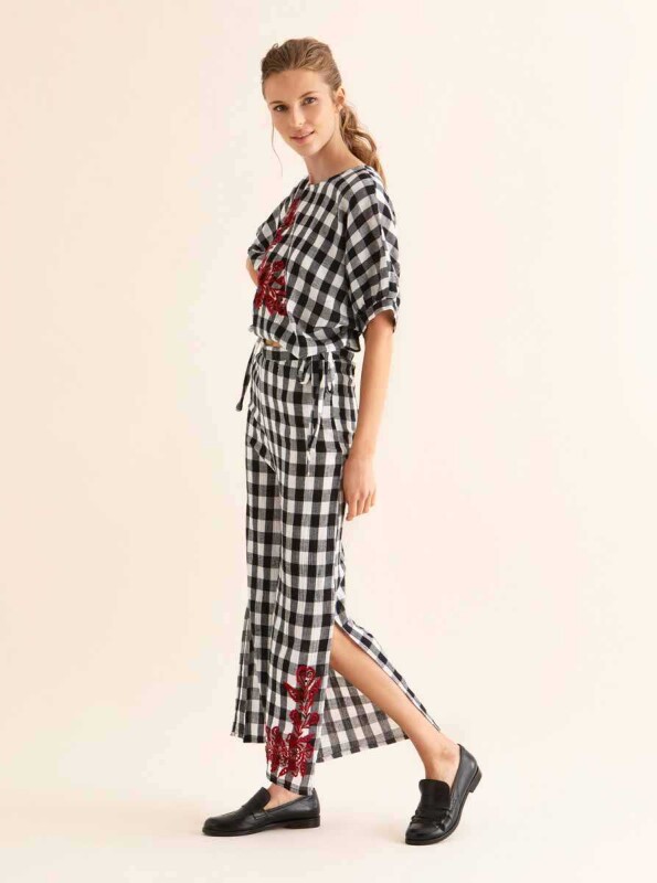 Çiçek Desenli Kareli Gömlek Siyah - 2