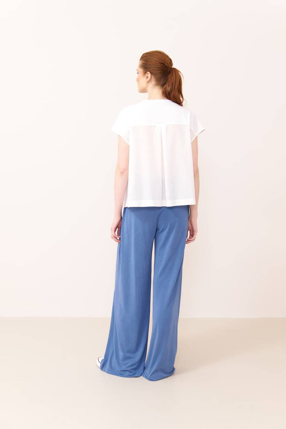 Çiçek Detaylı T-Shirt Beyaz - 2