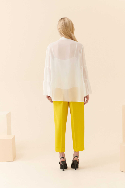  Çiçekli Nakış Detaylı Salaş Bluz Kemik - Roman (1)