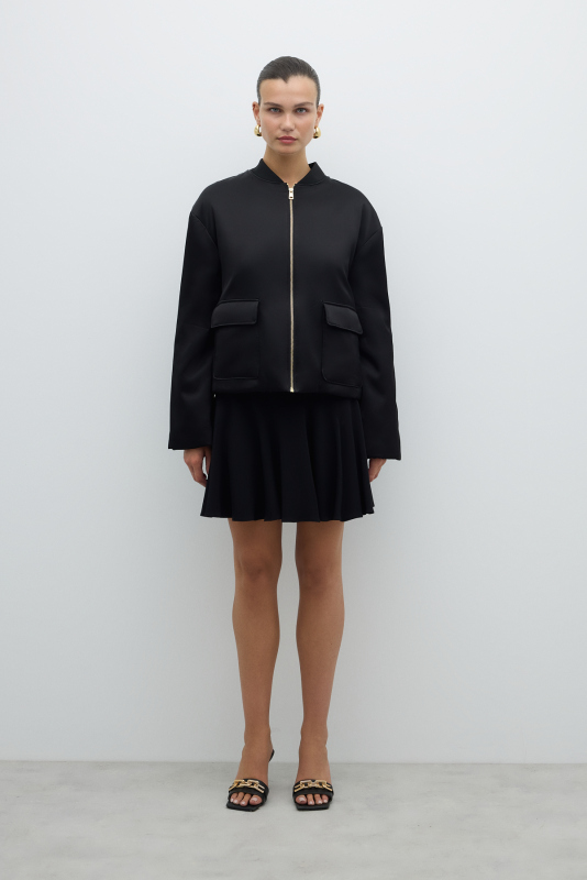 Çift Cepli Dolgulu Saten Mont Siyah - 3