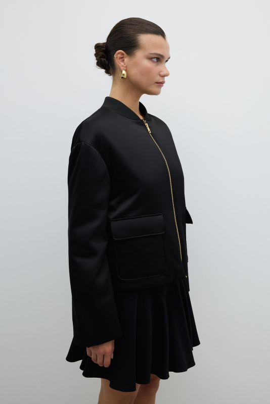 Çift Cepli Dolgulu Saten Mont Siyah - 4