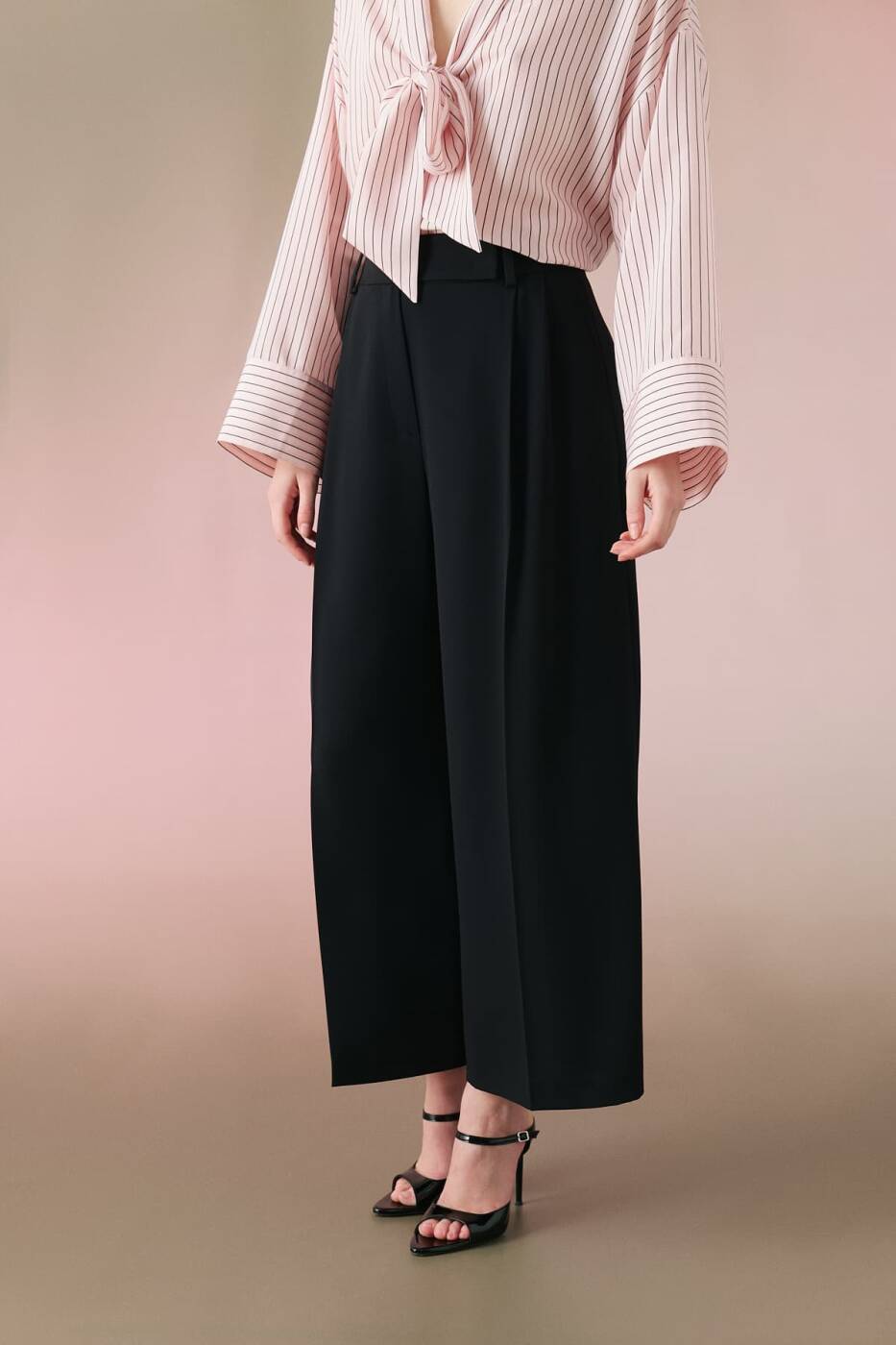 Çift Pileli Geniş Paça Krep Pantolon Siyah - 3