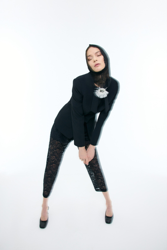 Çıkarılabilir Broş Detaylı Bele Oturan Çift Cepli Ceket Siyah - 4