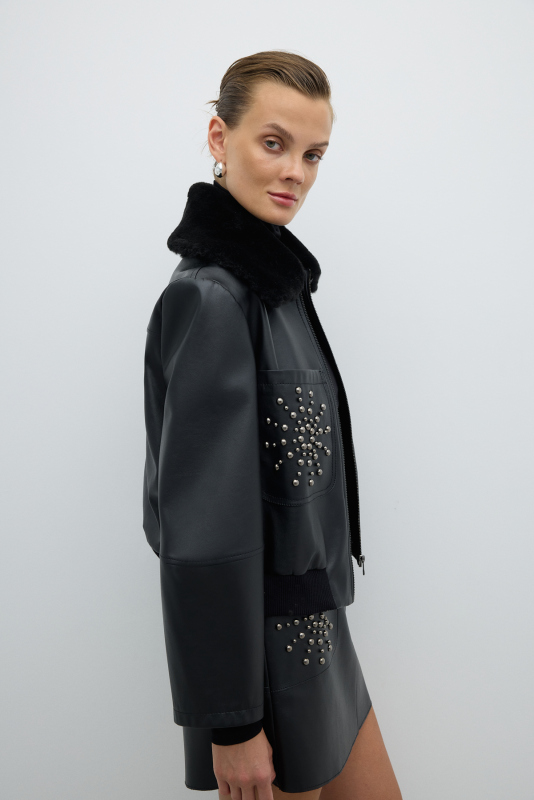 Çıkarılabilir Kürk Yakalı Trok Detaylı Mont Siyah - 3
