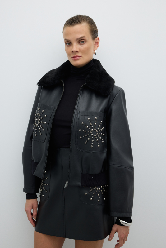 Çıkarılabilir Kürk Yakalı Trok Detaylı Mont Siyah - Roman