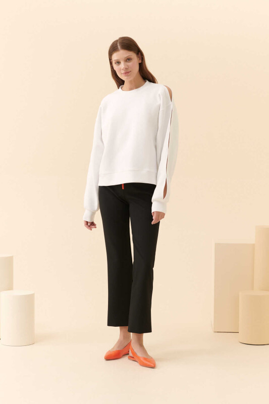  Cut Out Detaylı Sweatshirt Beyaz - 5