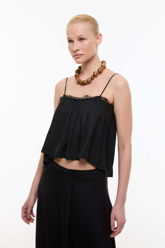 Dantel Detaylı İnce Askılı Bluz Siyah - Roman (1)