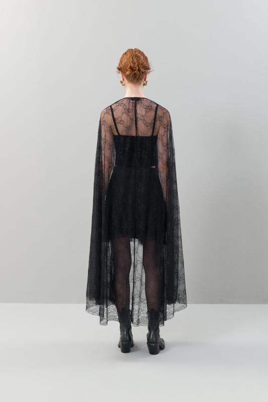 Dantel Detaylı Pelerin Siyah - Roman (1)