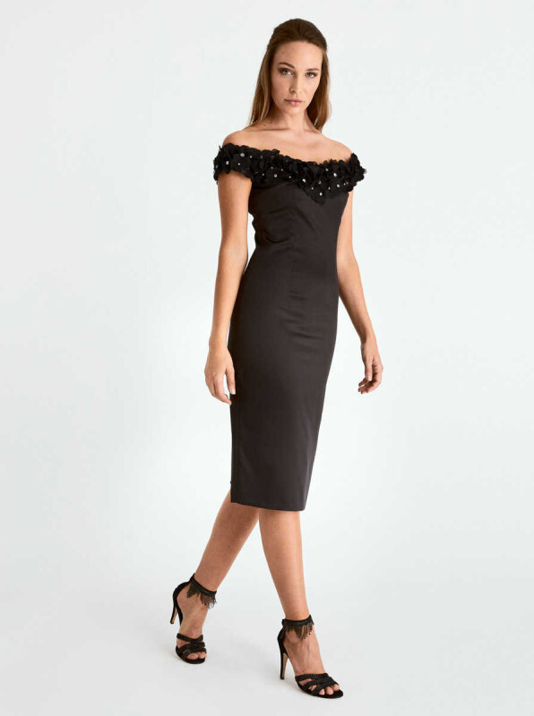  Düşük Omuz Boncuk Detaylı Abiye Elbise Siyah - 4