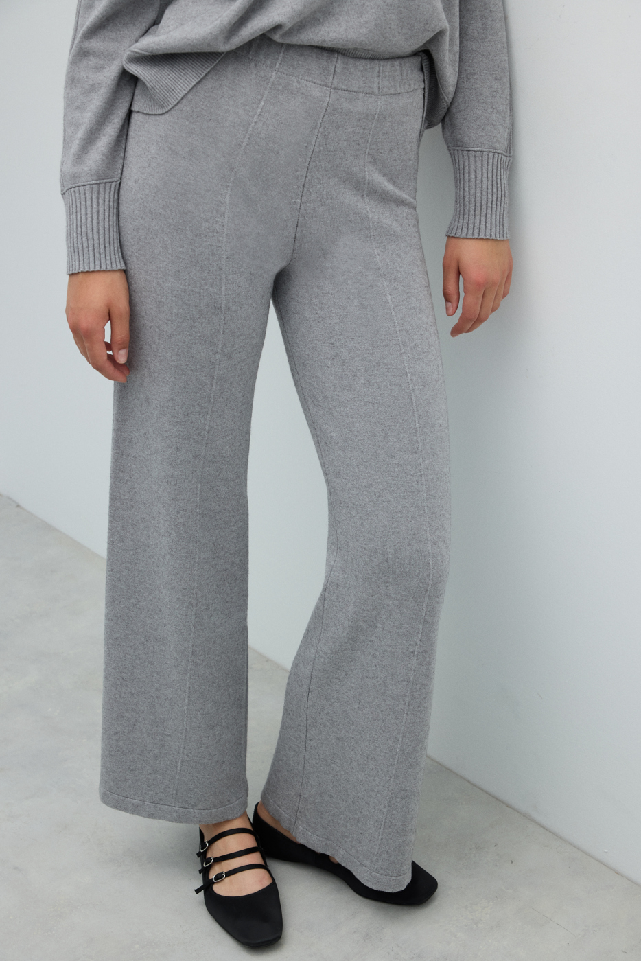 Düz Paça Triko Pantolon Açık Gri - 4