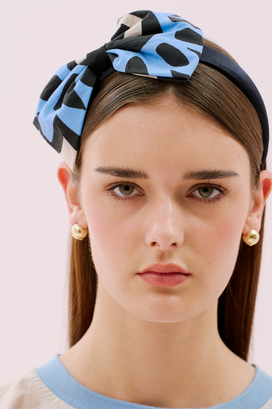 Fiyonk Detaylı Taç Standart Renk - 3