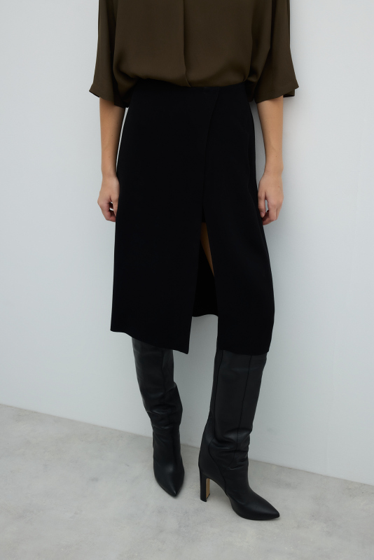 İçi Şort Detaylı Midi Boy Etek Siyah - 4