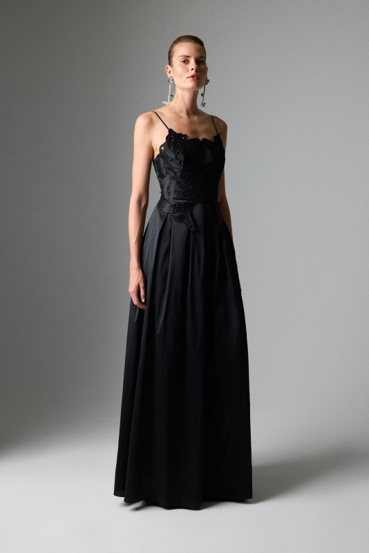 İnce Askılı Brode Detaylı Tafta Elbise Siyah - Roman