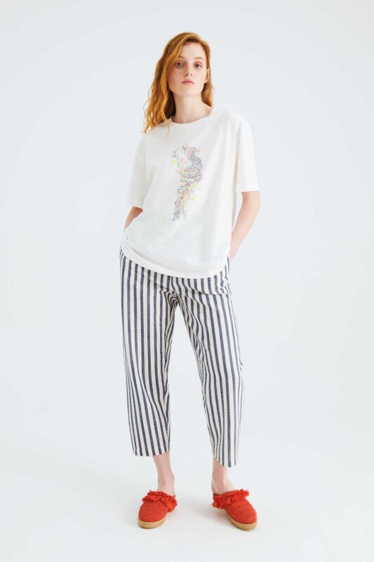  İşlemeli Kadın Tişört Standart Renk - 1