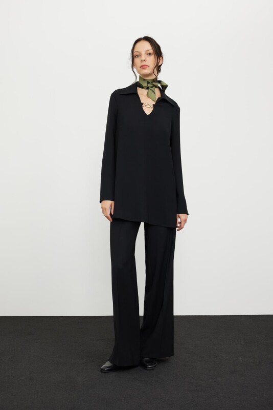 Gold Aksesuarlı Crep Tunik Siyah - 4