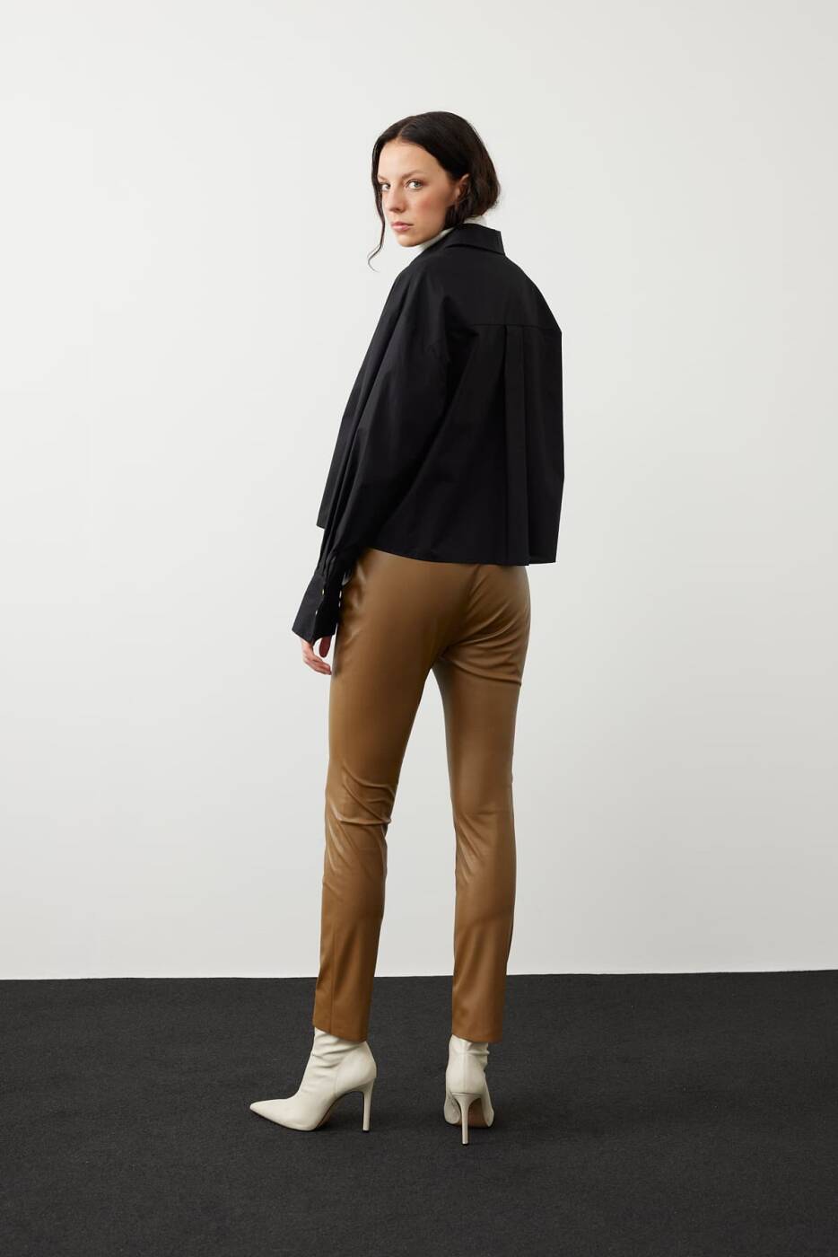 Poplin Çıtçıtlı Gömlek Siyah - 2