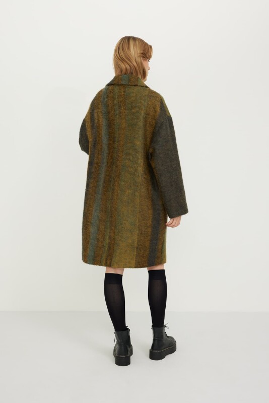 Batik Geçişli Kruvaze Kaban Standart Renk - 2