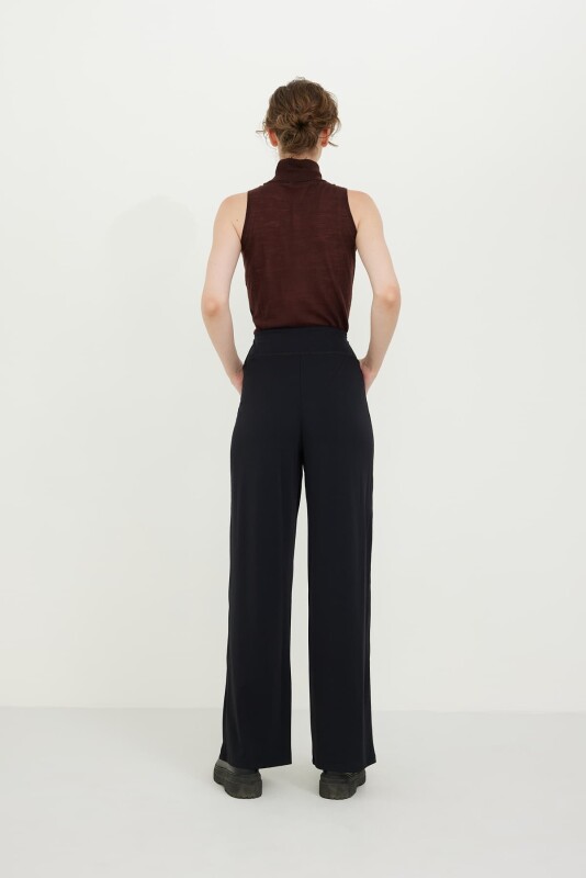 Paçası Yırtmaçlı Geniş Paça Örme Pantolon Siyah - Roman (1)