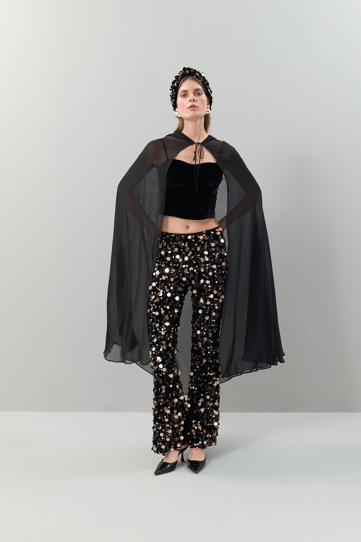 Bağlama Detaylı Dokuma Kaftan Siyah