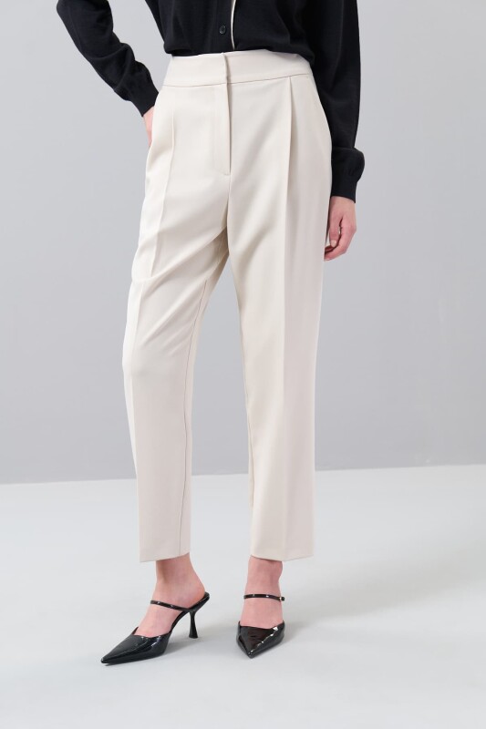 Pileli Havuç Pantolon Bej - 3