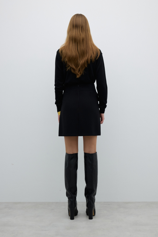 Çift Kemer Görünümlü Gold Düğmeli Mini Etek Siyah - Roman (1)