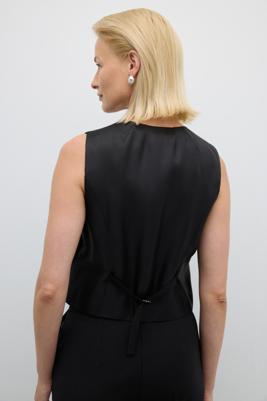 V Yaka Yelek Siyah - Roman (1)