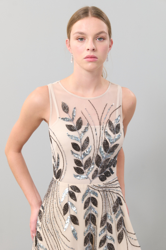 Payet Nakışlı Kolsuz Midi Boy Tül Elbise Standart Renk - 3