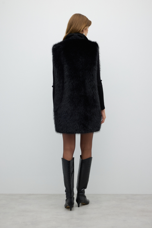 Kilit Tokalı Kürk Yelek Siyah - 2