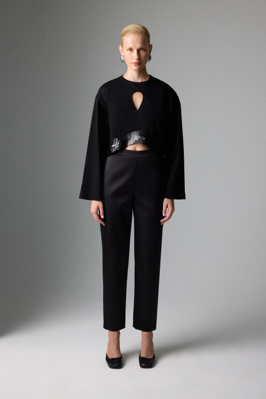 Etek Ucu Payetli Dekolteli Crop Bluz Siyah - 4