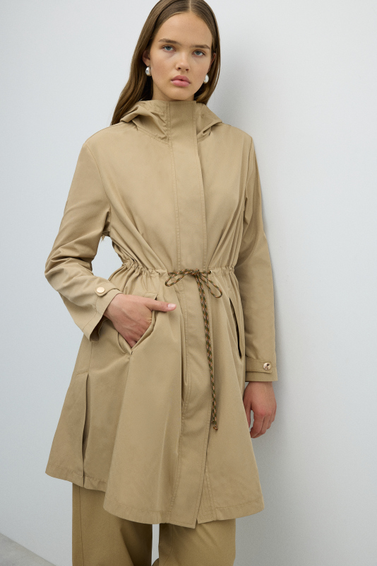 Kapüşonlu Belden Bağlama Detaylı Yırtmaçlı Mont Bej - 4