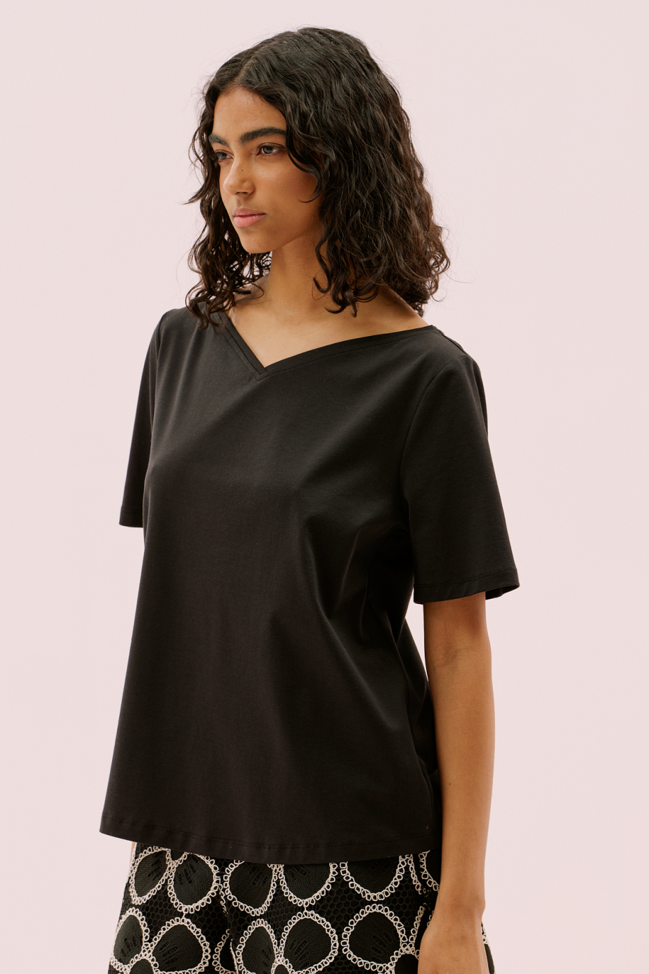 Kayık V Yaka Kısa Kol T-Shirt Siyah - 1