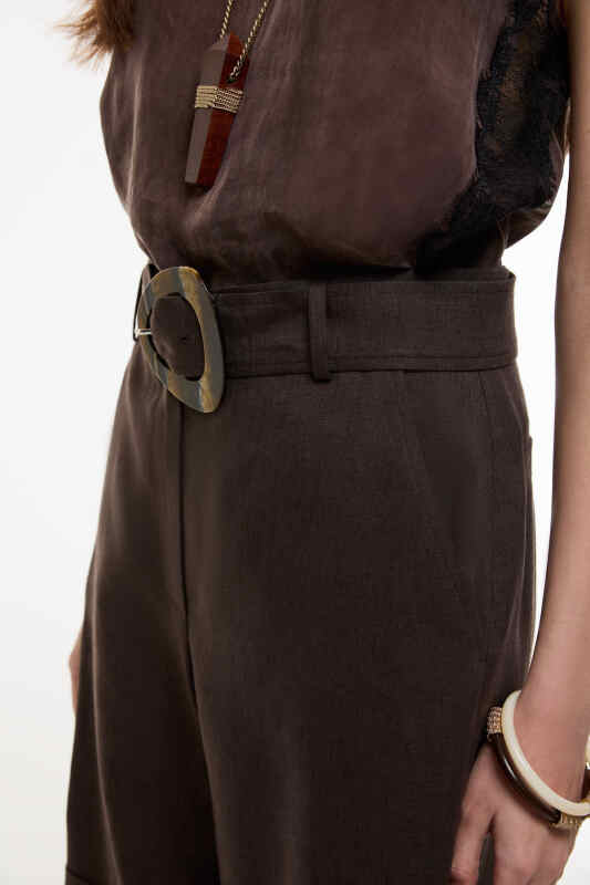 Kemer Detaylı Double Paça Şort Kahve - 3