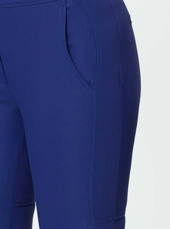  Kısa Ve Geniş Paça Kadın Pantolon Saks - 3