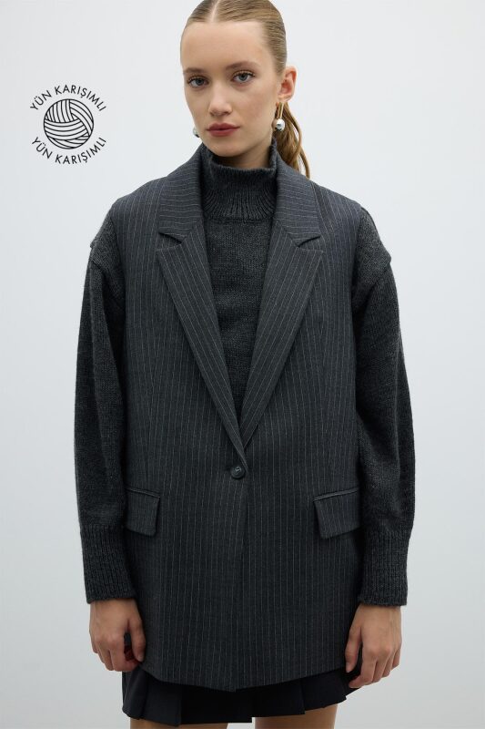 Lurex Çizgili Erkek Yaka Yelek Gri - 1