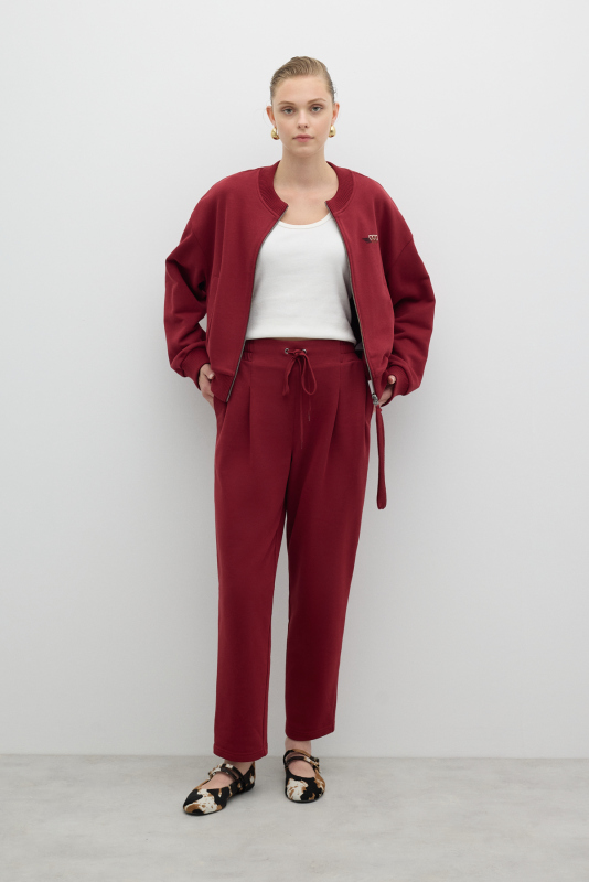 Nakış Detaylı Tek Pilili Havuç Paça Pantolon Bordo - 1