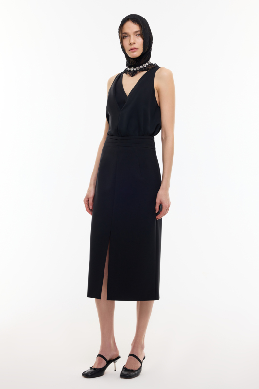 Önden Yırtmaçlı Kalem Etek Siyah - Roman