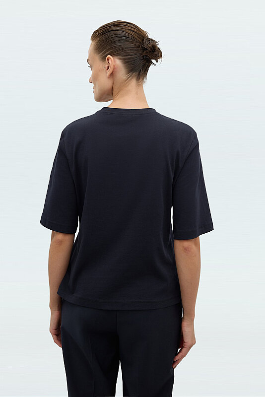 Önü Payet Nakışlı Bisiklet Yaka T-shirt Lacivert - Roman (1)