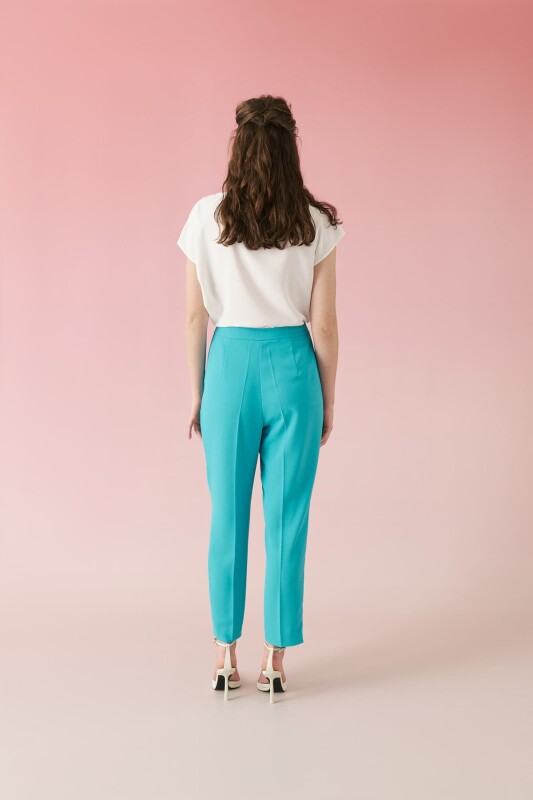 Pleated Carrot Trousers Turquoise - Roman (1)